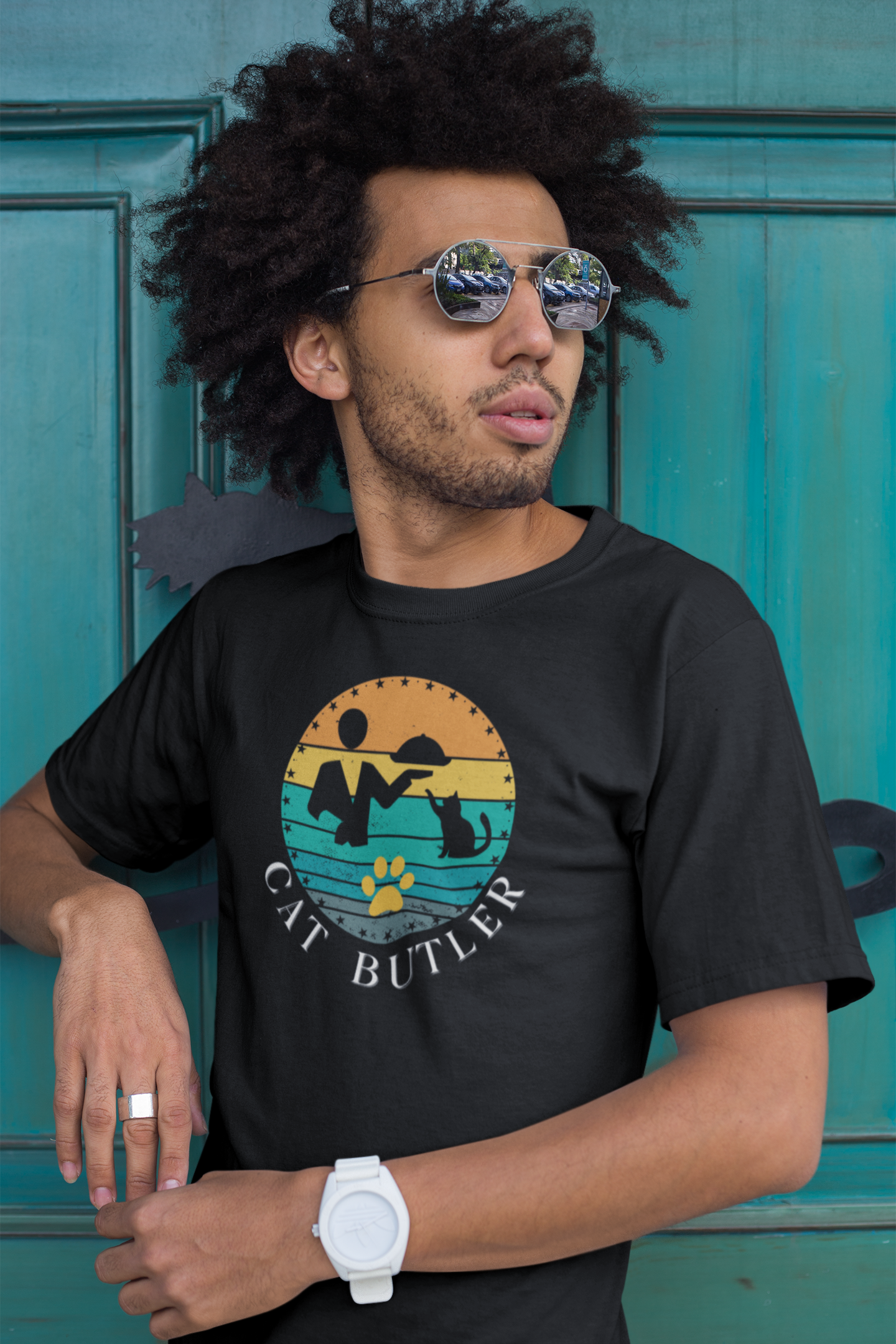 "Cat Butler" T-Shirt - With Vintage Sunset Style Graphic - (Unisex Jersey Short Sleeve Tee - Perfect Gift for Cat Lovers!)