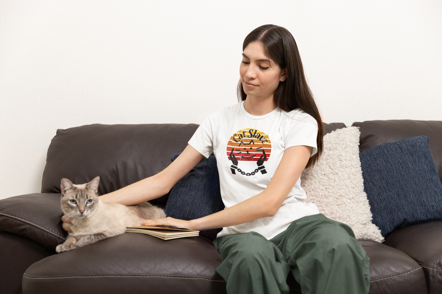 Funny Cat Slave Vintage Sunset T-Shirt, Unisex Jersey Tee - Casual & Trendy "Distressed Grunge Style" Design