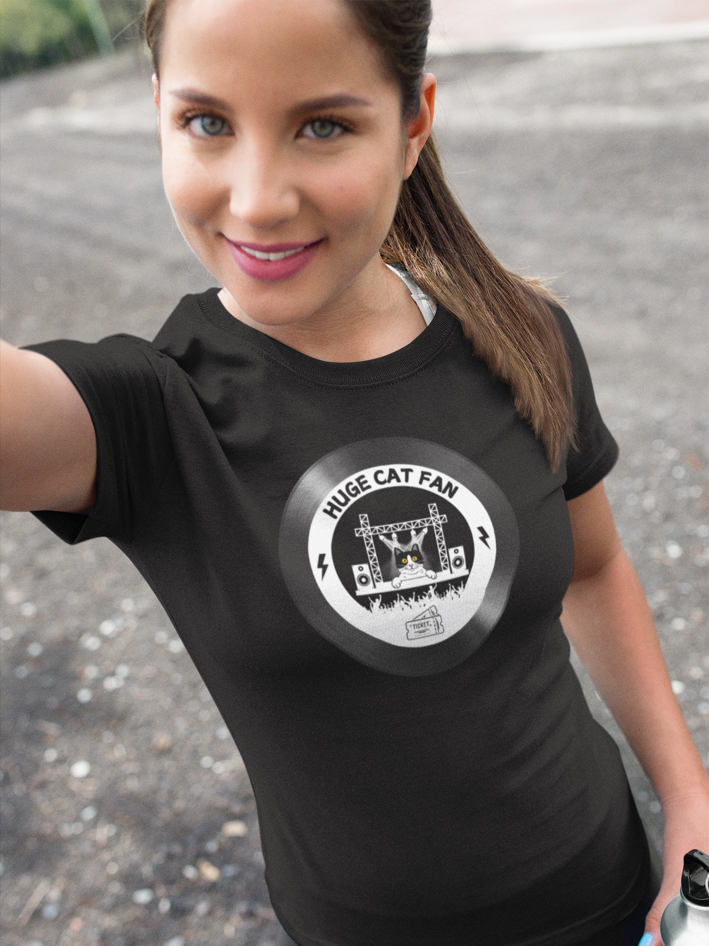 Huge Cat Fan "Record Style" T-Shirt - (Fun Unisex Jersey Tee - Music & Cat Lover T-Shirt)
