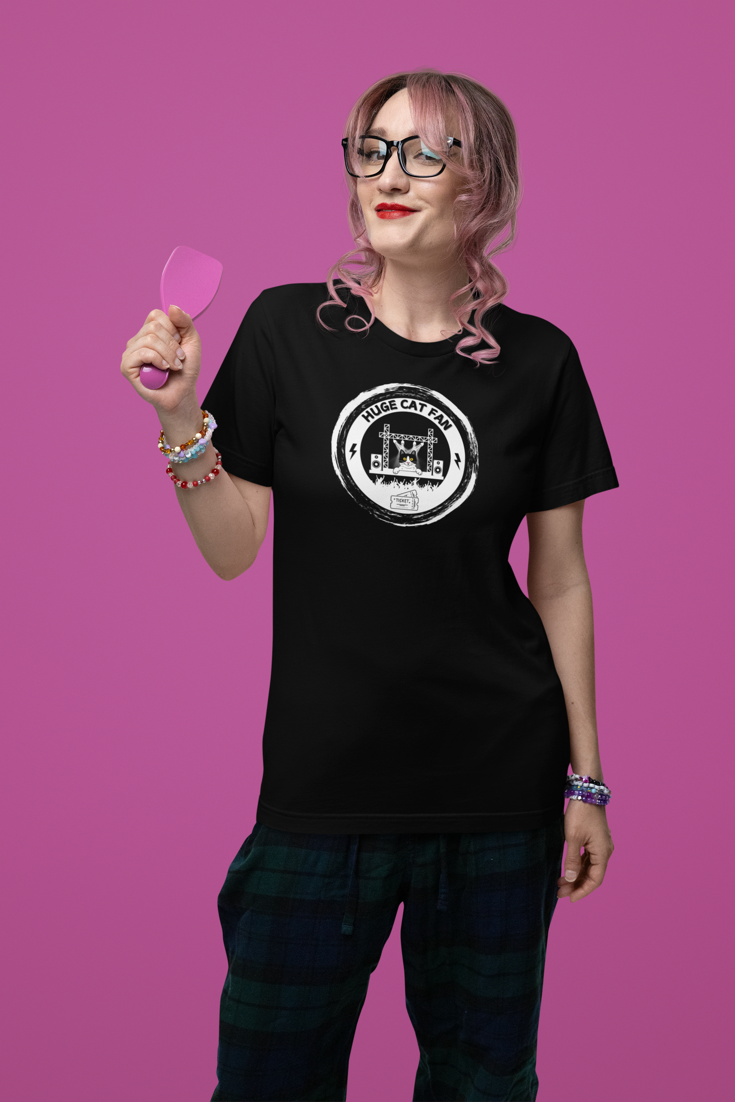 Huge Cat Fan "Brushed Circle Style" T-Shirt - (Fun Unisex Jersey Cat Lover Tee)