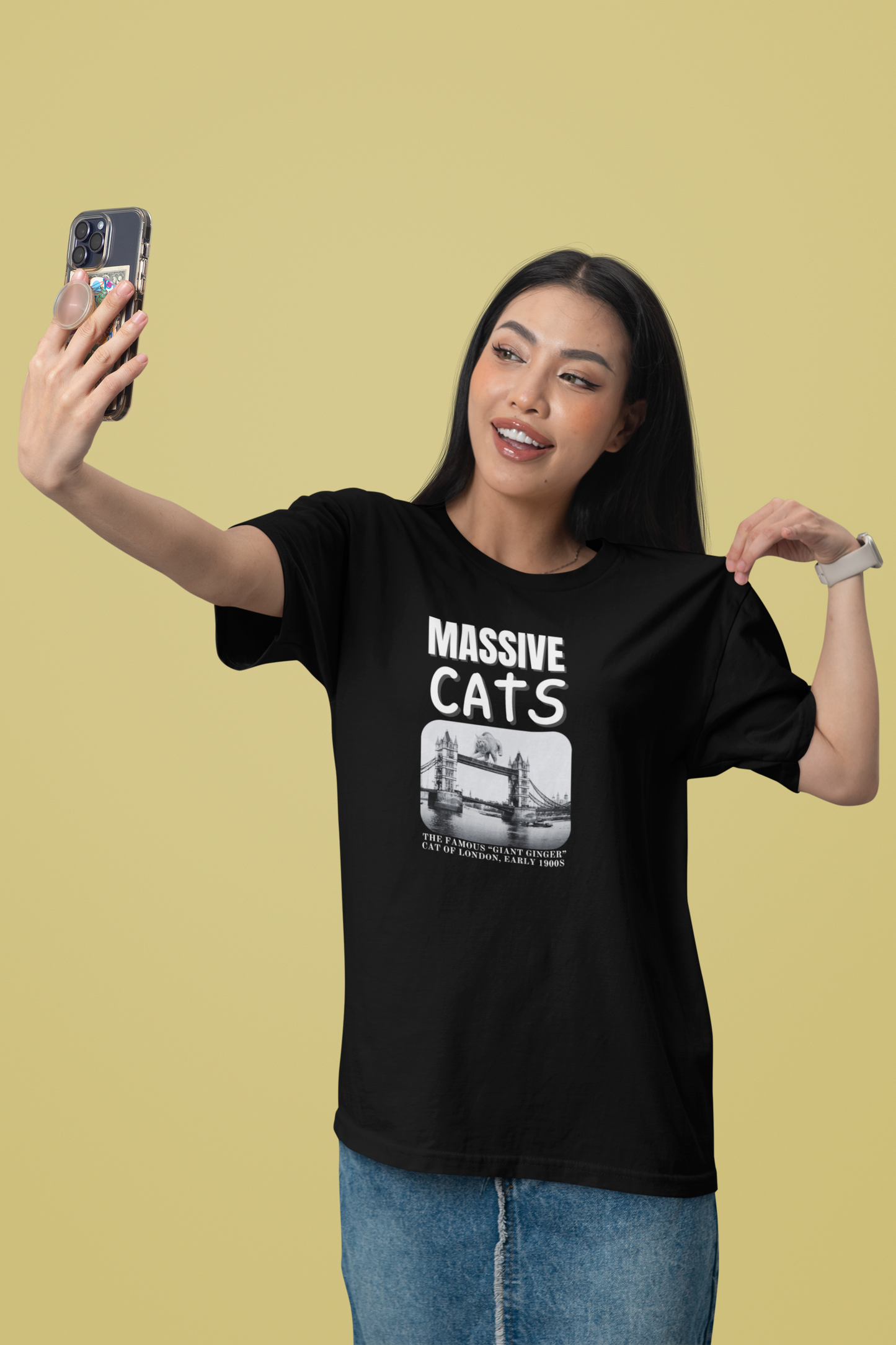 A Massive Cats T-Shirt - Huge Cat on Tower Bridge, London - (Vintage London Design, Funny Cat Unisex Jersey Tee - Perfect for Cat Fans!)
