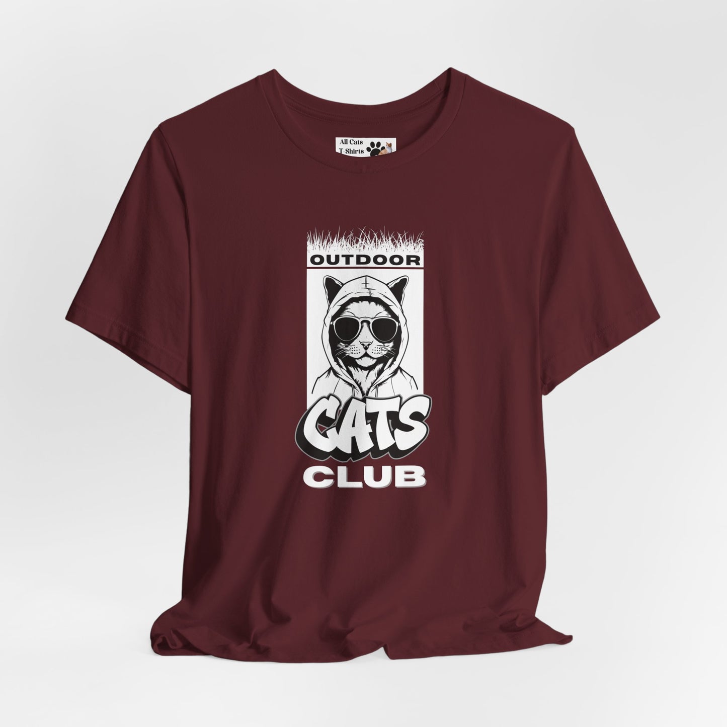 Outdoor Cats Club T-Shirt - (Unisex Jersey Short Sleeve Graphic Tee for Cat Lovers)