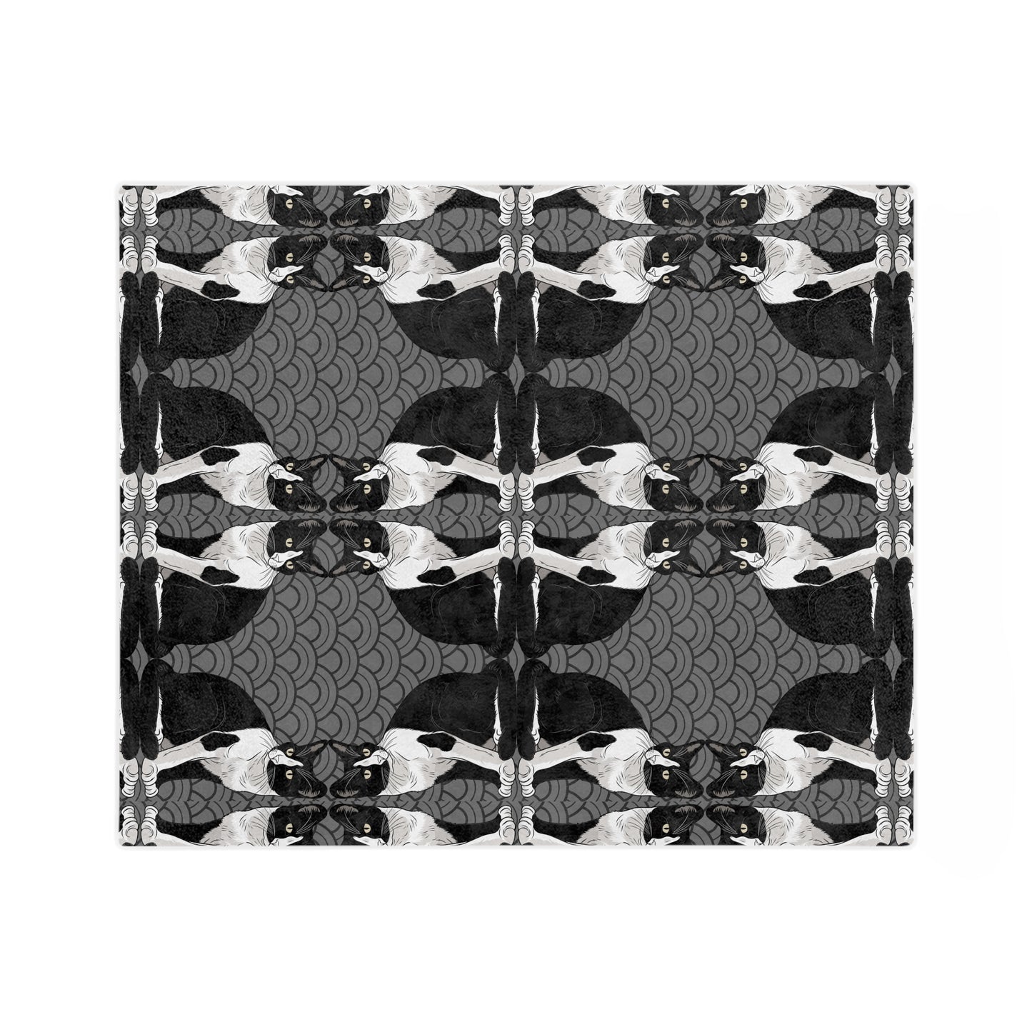 Cozy "Mirrored Image" Cat-Themed Velveteen Blanket for Cat Lovers, Cute Gift for Pet Owners, Home Decor, Perfect for Snuggling or Picnics