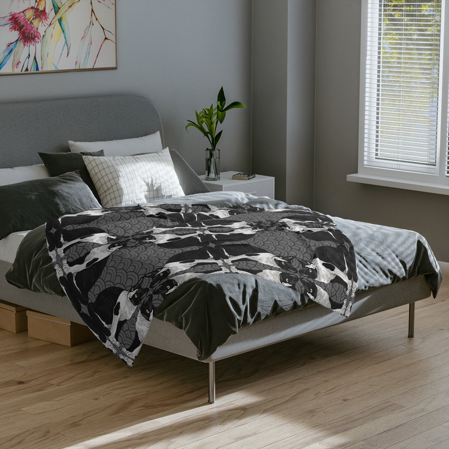 Cozy Cat-Themed Velveteen Blanket for Cat Lovers, Cute Gift for Pet Owners, Home Decor, Perfect for Snuggling or Picnics