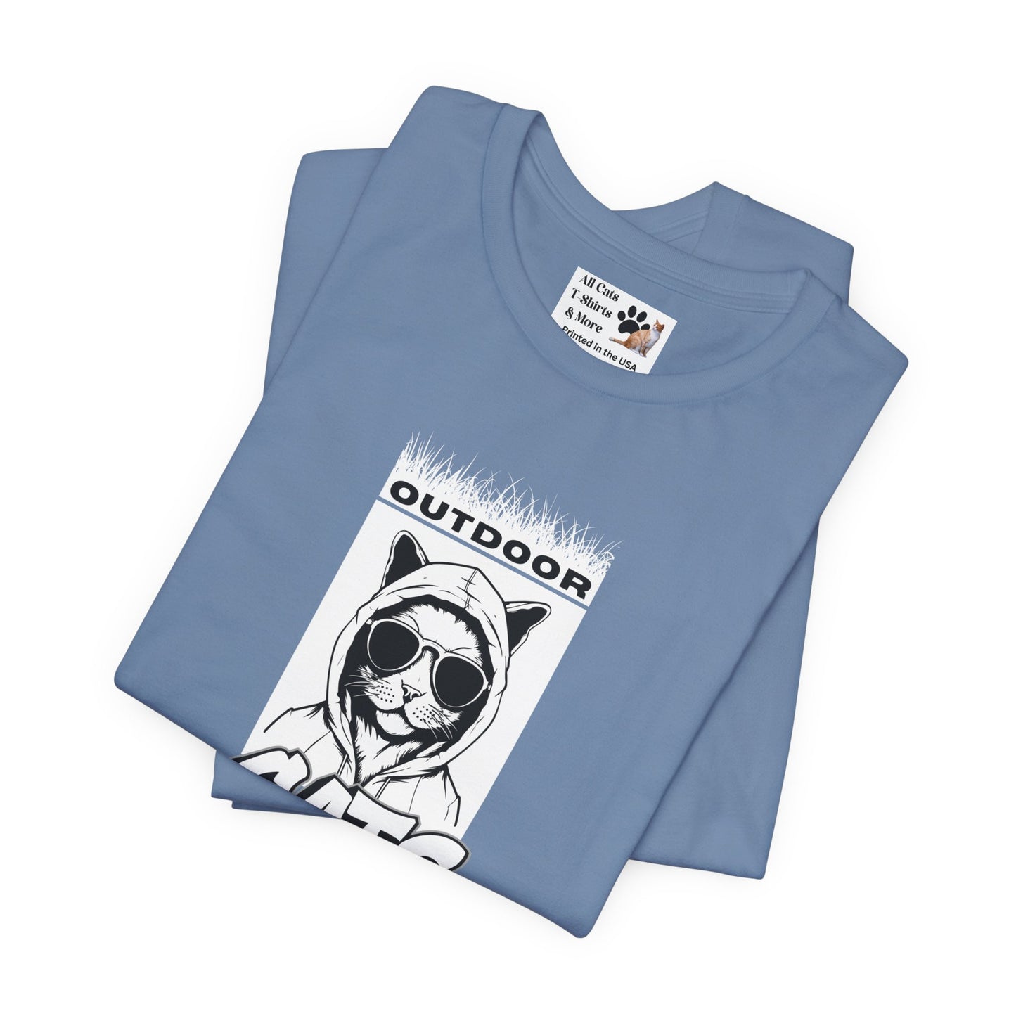Outdoor Cats Club T-Shirt - (Unisex Jersey Short Sleeve Graphic Tee for Cat Lovers)