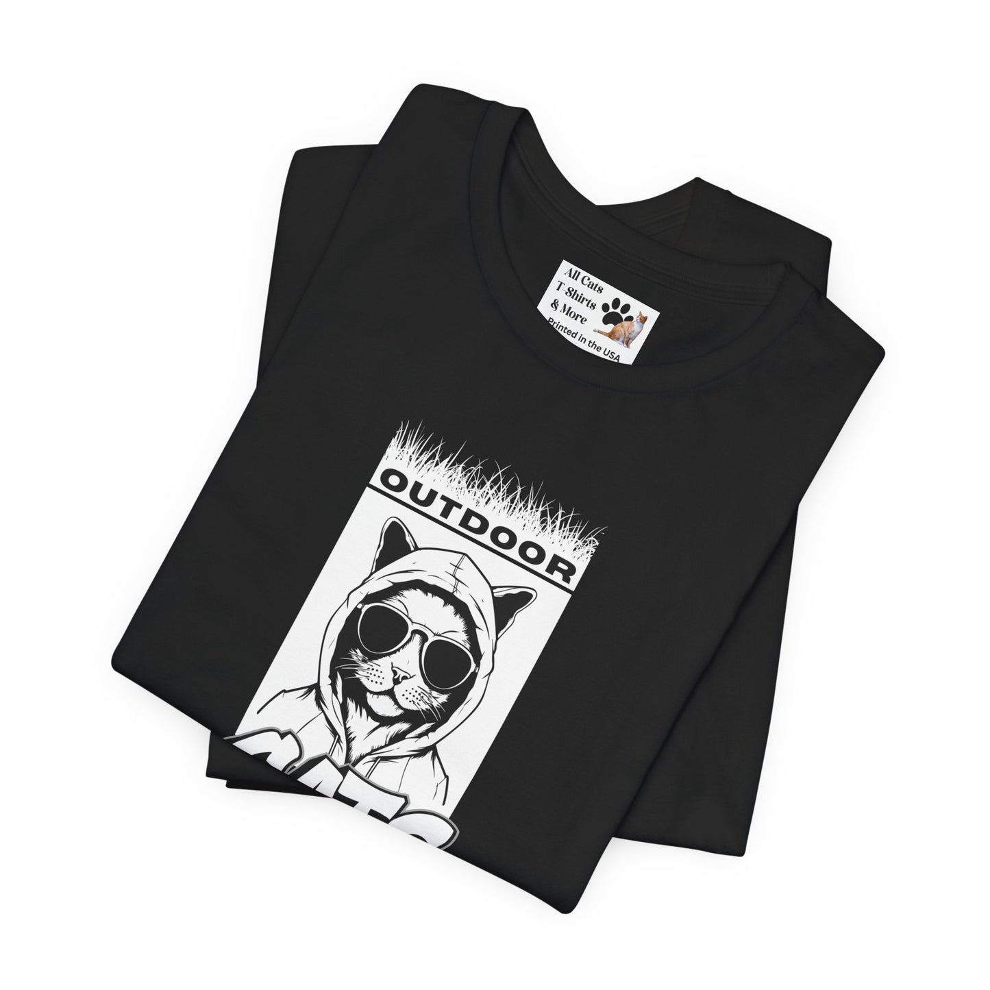 Outdoor Cats Club T-Shirt - (Unisex Jersey Short Sleeve Graphic Tee for Cat Lovers)
