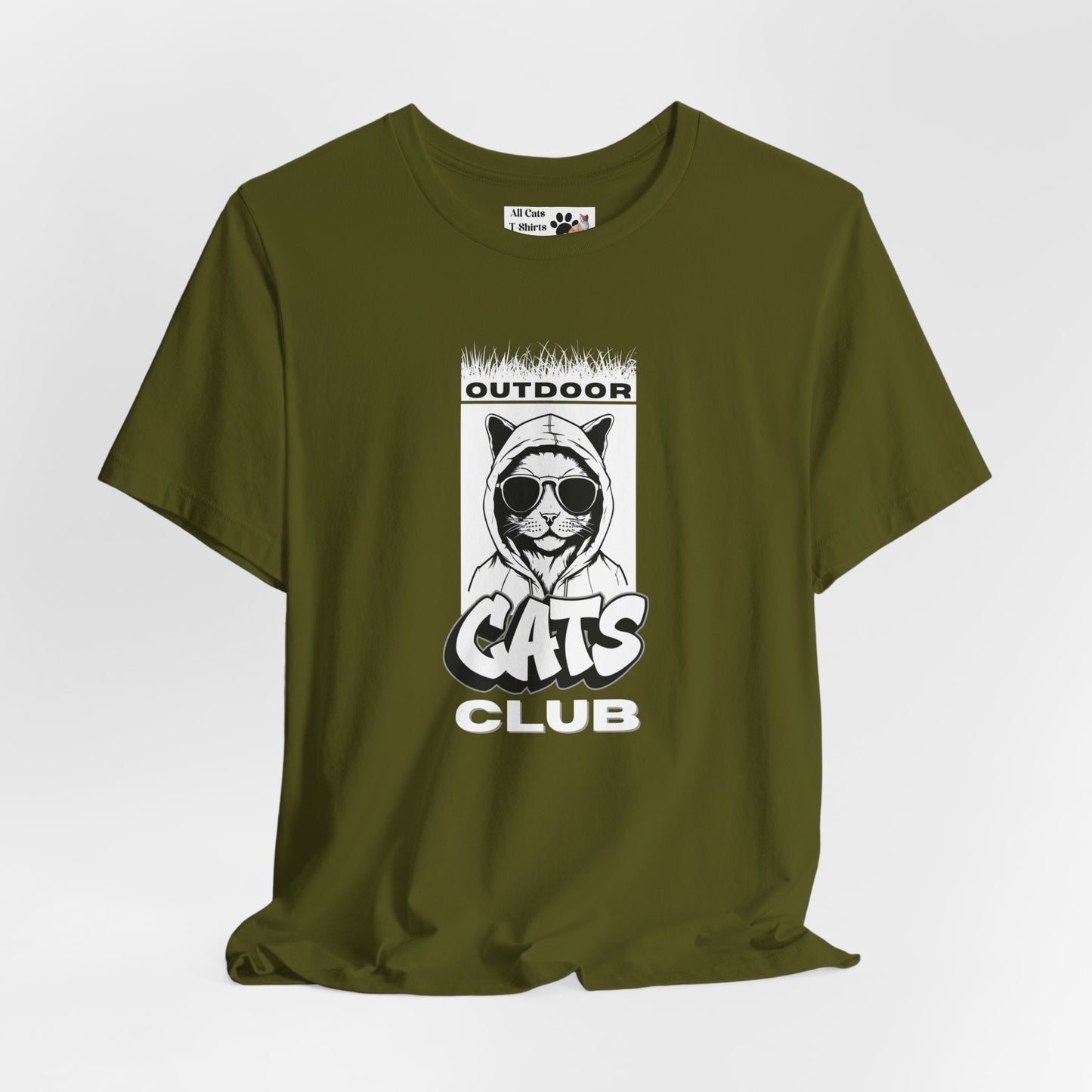 Outdoor Cats Club T-Shirt - (Unisex Jersey Short Sleeve Graphic Tee for Cat Lovers)