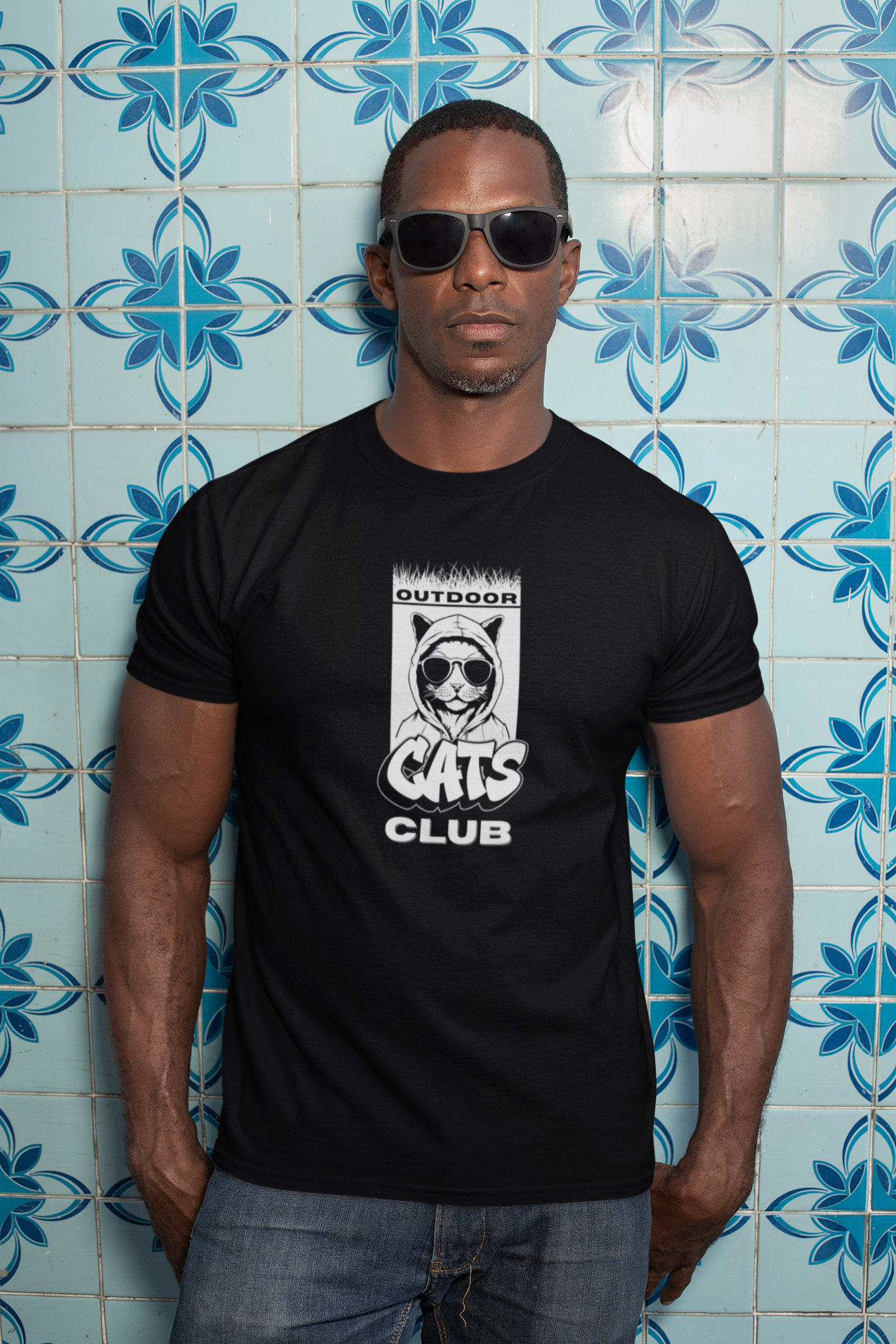 Outdoor Cats Club T-Shirt - (Unisex Jersey Short Sleeve Graphic Tee for Cat Lovers)