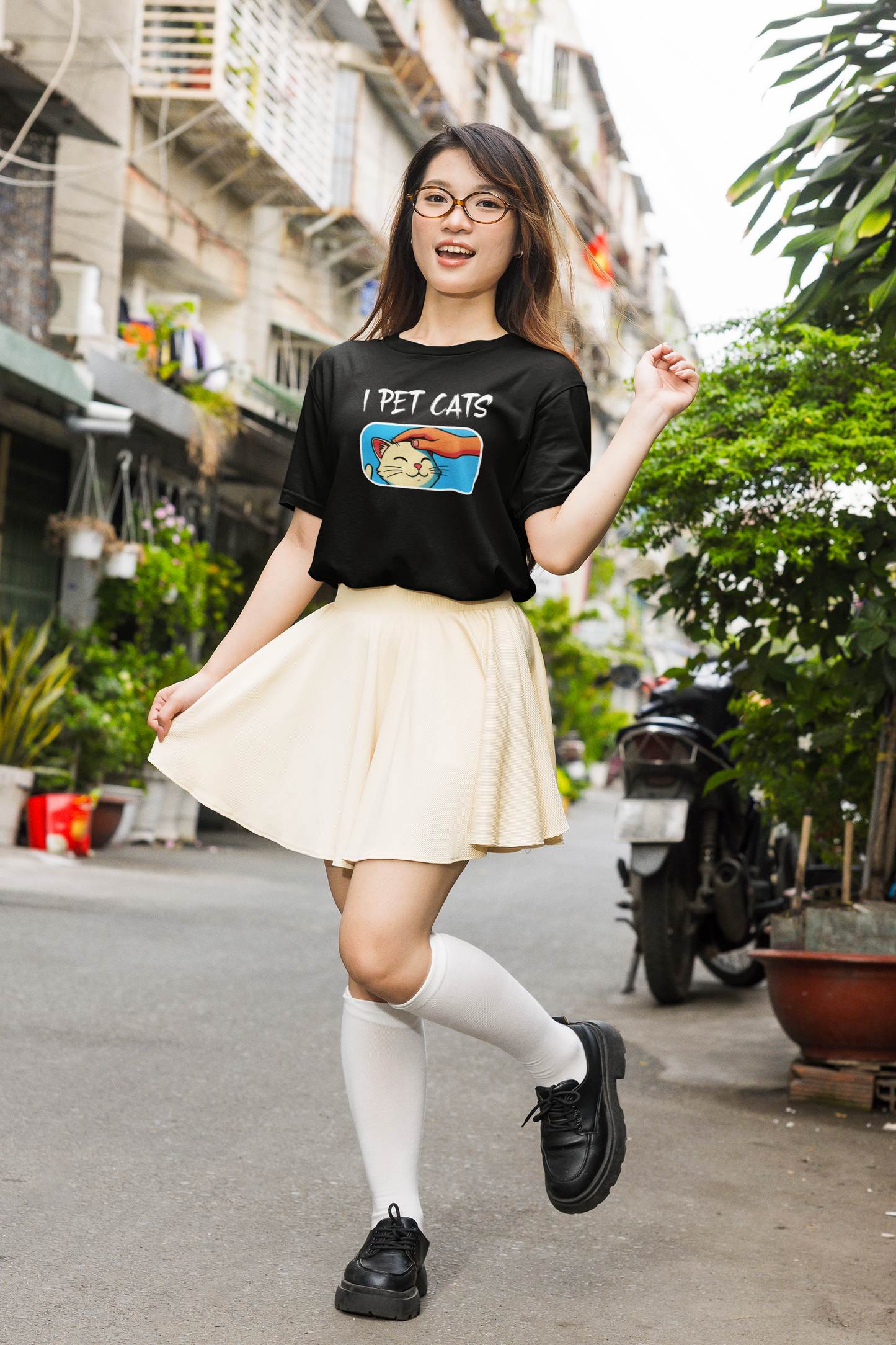 I Pet Cats T‑Shirt — Cute Cat Petting Graphic Tee for Cat Lovers